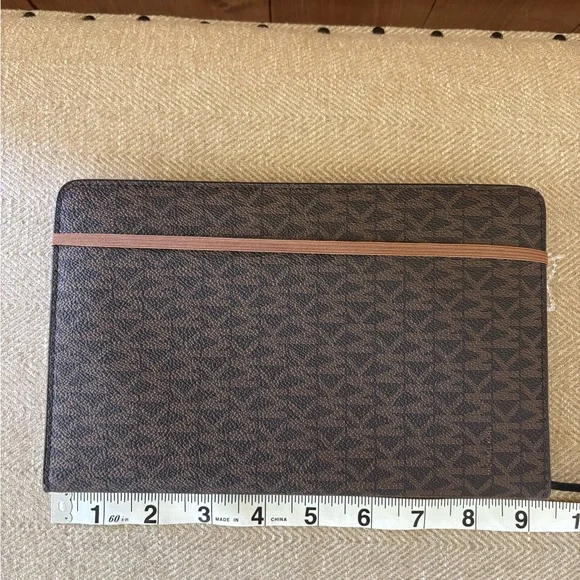NWT Michael Kors Monogram Notebook in Brown - Picture 9 of 9